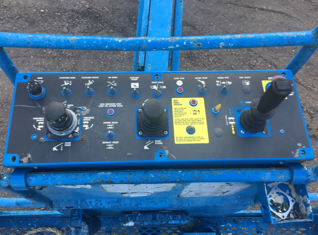 2002 GENIE S 85 - Image 8